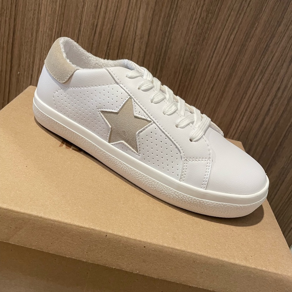 Steve Madden Women's Starling Sneaker - 8.5